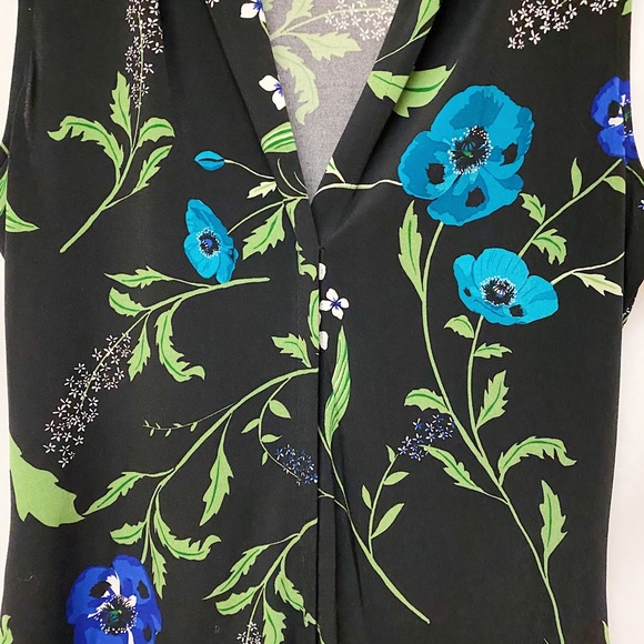 Calvin Klein Flower Blouse - Picture 3 of 16